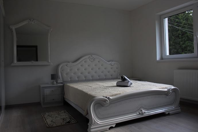 Imagen de la habitación del Hotel Chio. Foto 12