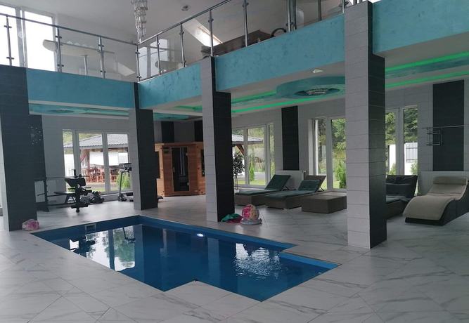 Imagen de la piscina del Hotel Chio. Foto 20