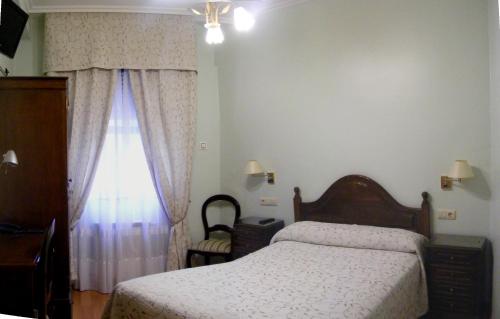 Imagen de la habitación del Hotel Chipén. Foto 16