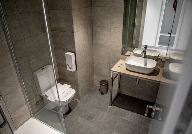Imagen de la habitación del Hotel Chips Fene. Foto 2