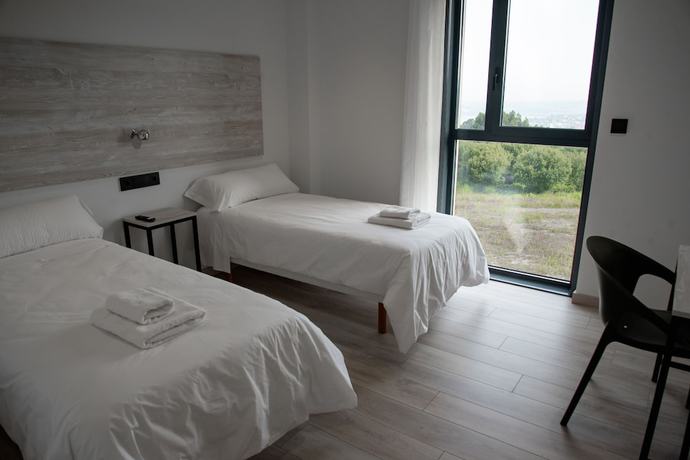 Imagen de la habitación del Hotel Chips Fene. Foto 16