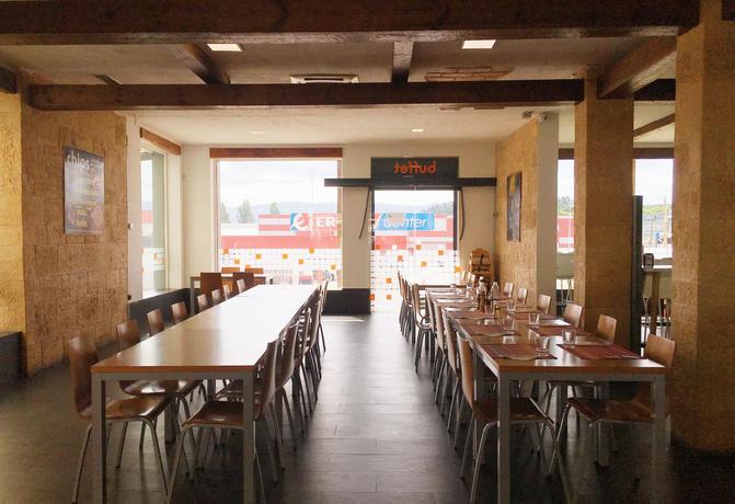 Imagen general del Hotel Chip's Narón. Foto 2