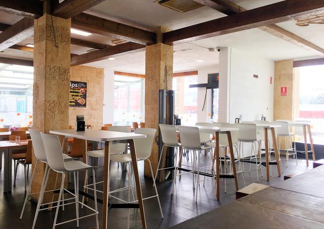 Imagen general del Hotel Chip's Narón. Foto 3