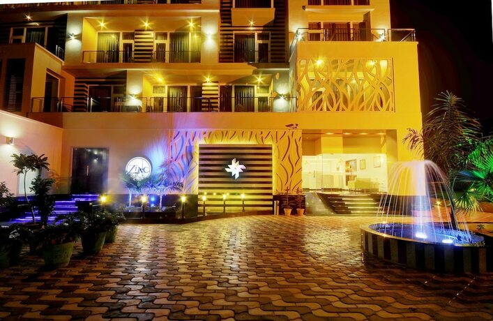 Imagen general del Hotel Chirag. Foto 5