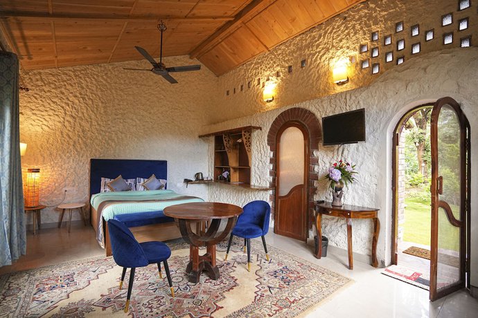 Imagen de la habitación del Hotel Chirping Hills Resort Bhimtal. Foto 4