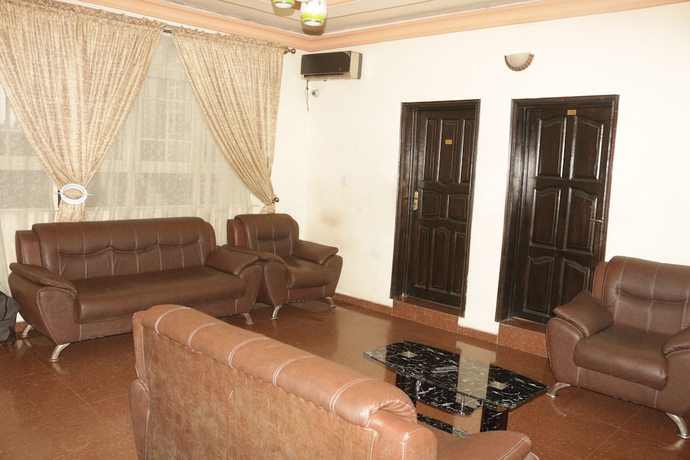 Imagen de los interiores del Hotel Chisam Suites Annex. Foto 20