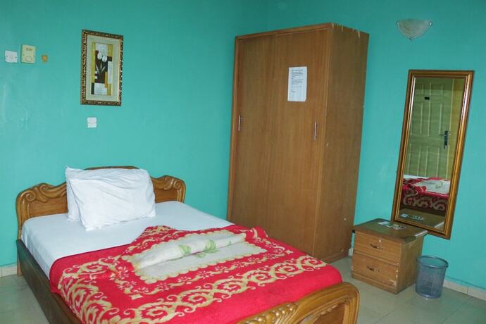 Imagen de la habitación del Hotel Chisam Suites. Foto 19