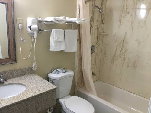 Imagen de la habitación del Hotel Chisholms Motor Inn. Foto 2