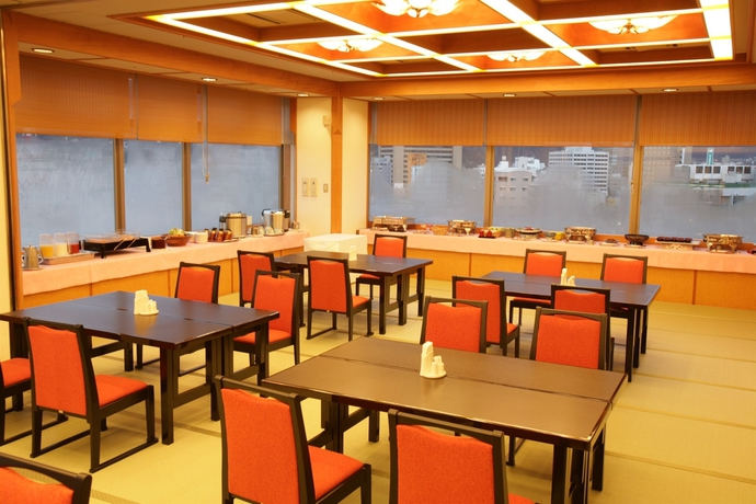 Imagen del bar/restaurante del Hotel Chisun Grand Nagano. Foto 2