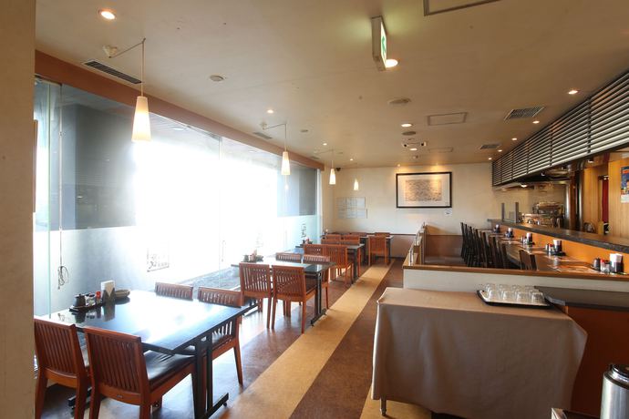 Imagen del bar/restaurante del Hotel Chitose Airport. Foto 2