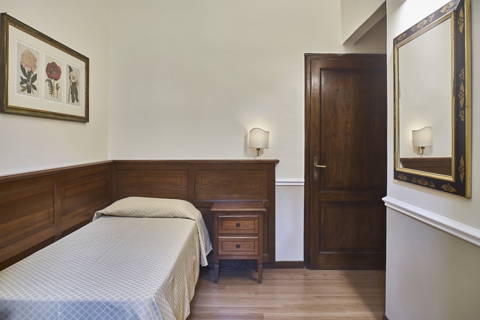 Imagen de la habitación del Hotel Chiusarelli. Foto 4