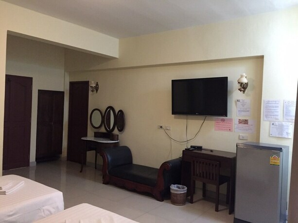 Imagen de la habitación del Hotel Chivapuri Residence Bangsaen. Foto 32