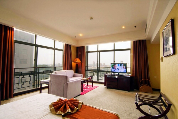 Imagen de la habitación del Hotel Chizhou Dajiuhua. Foto 10