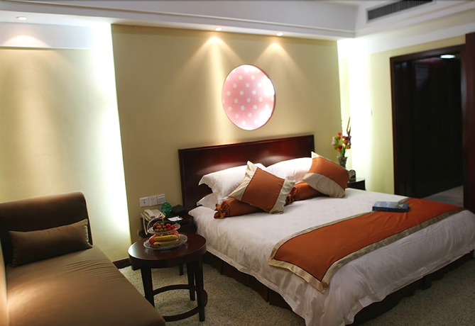 Imagen de la habitación del Hotel Chizhou Dajiuhua. Foto 16