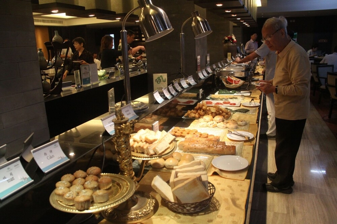 Imagen del bar/restaurante del Hotel Chizhou Dajiuhua. Foto 2