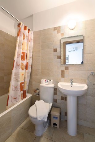 Imagen de la habitación del Hotel Chloraka Terrace Apartments. Foto 7