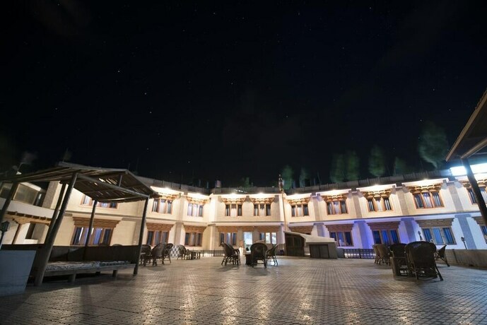 Imagen general del Hotel Cho Palace. Foto 2