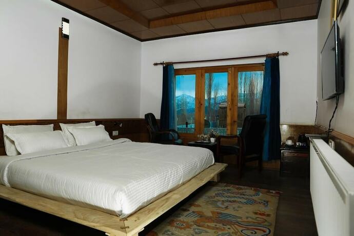 Imagen de la habitación del Hotel Cho Palace. Foto 37