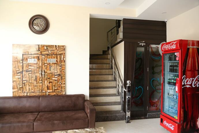 Imagen de los interiores del Hotel Chohan Residency. Foto 36
