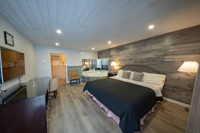 Imagen de la habitación del Hotel Choice Inn by the Falls. Foto 13