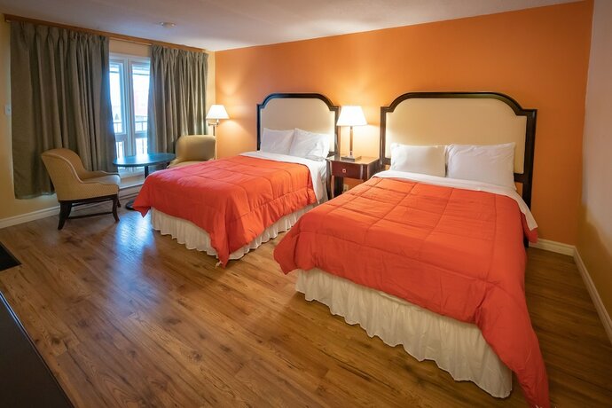 Imagen general del Hotel Choice Inn by the Falls. Foto 12