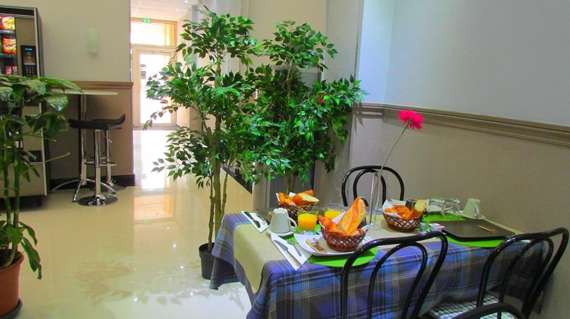 Imagen del bar/restaurante del Hotel Choisy. Foto 3