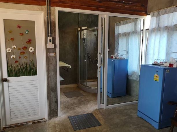 Imagen de la habitación del Hotel Chokchai. Foto 17