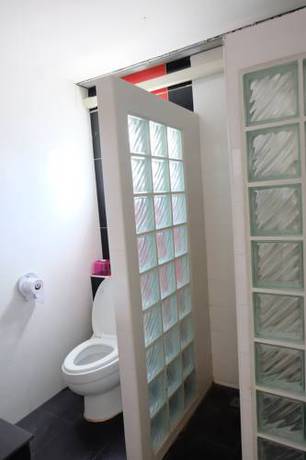 Imagen de la habitación del Hotel Chokdee Resort. Foto 8