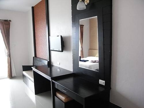 Imagen de la habitación del Hotel Chokdee Resort. Foto 10