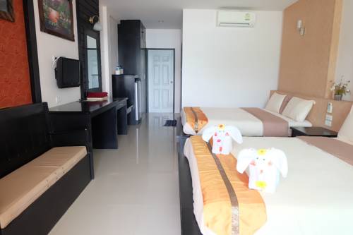 Imagen de la habitación del Hotel Chokdee Resort. Foto 14