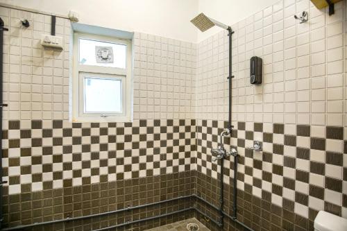 Imagen de la habitación del Hotel Chokling ArtHouse - The Treasure of Himalayas. Foto 15