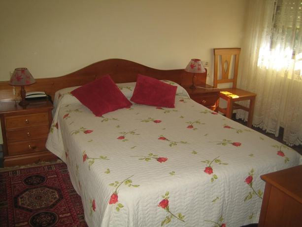 Imagen de la habitación del Hotel Chola. Foto 10