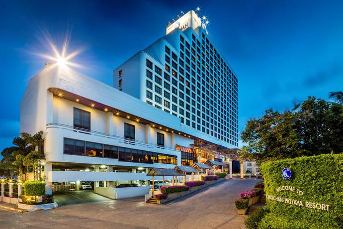 Imagen general del Hotel Cholchan Pattaya Beach Resort. Foto 10