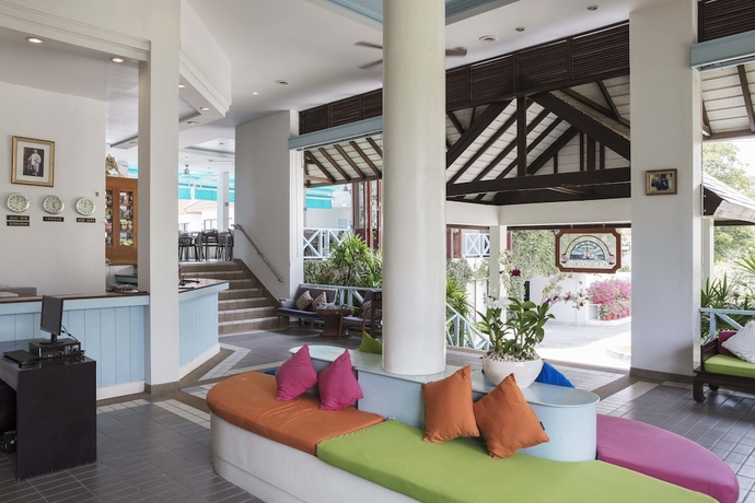 Imagen de los interiores del Hotel Chom View. Foto 18