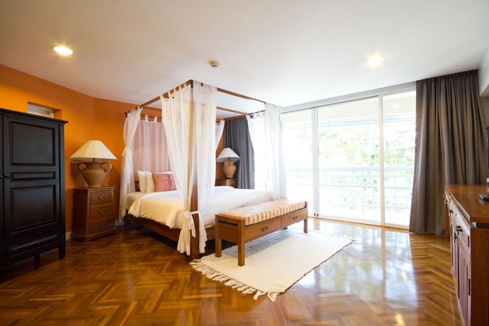 Imagen de la habitación del Hotel Chom View. Foto 13