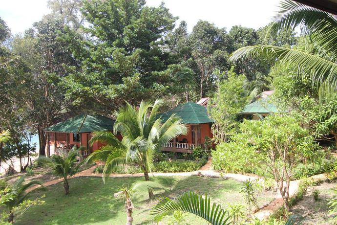 Imagen general del Hotel Chomjan Beach Resort. Foto 5