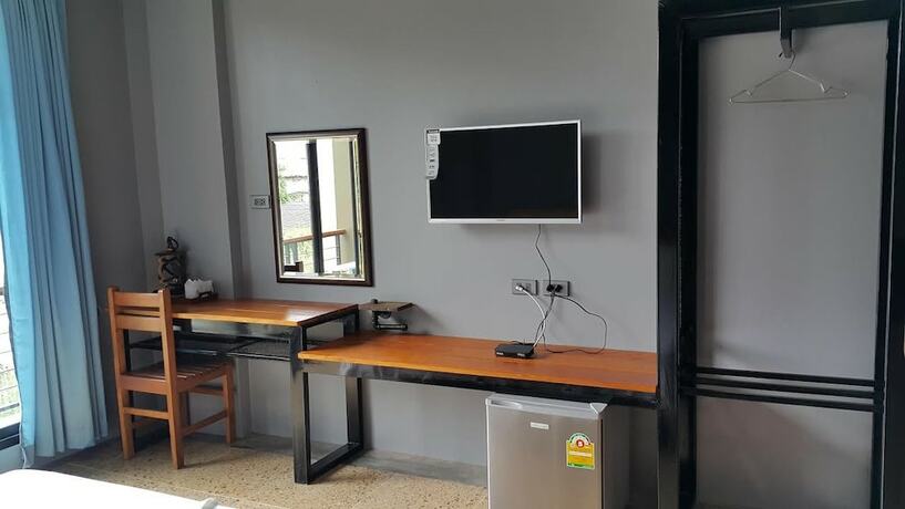 Imagen de la habitación del Hotel Chomtrang. Foto 13