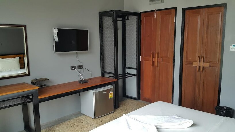 Imagen de la habitación del Hotel Chomtrang. Foto 16