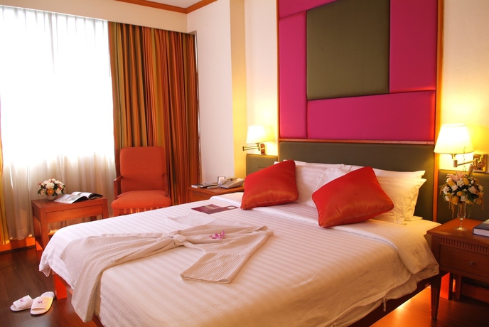 Imagen de los interiores del Hotel Chon Inter. Foto 13