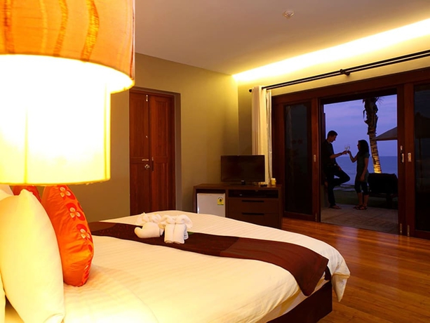 Imagen de la habitación del Hotel Chongfah Resort. Foto 8