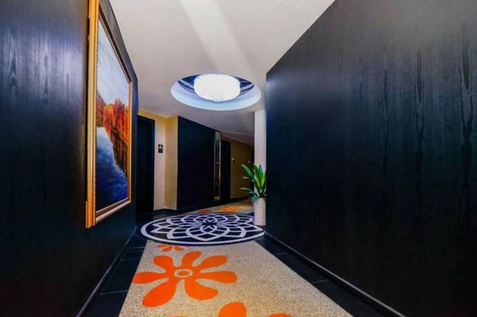 Imagen de los interiores del Hotel Chongqing Haijun. Foto 17