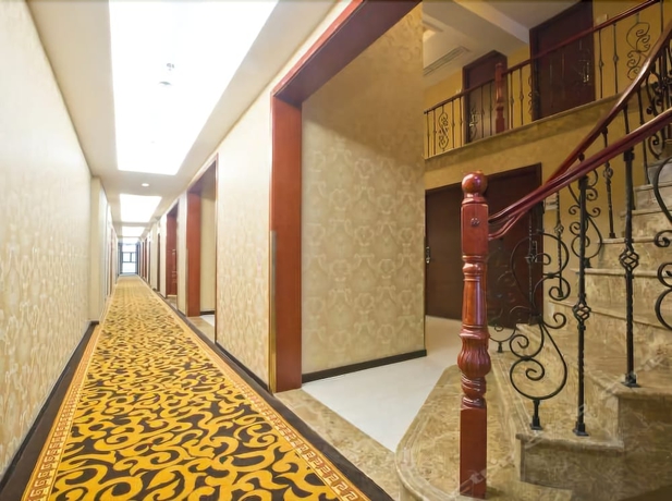 Imagen de los interiores del Hotel Chongqing Longding Boutique. Foto 16
