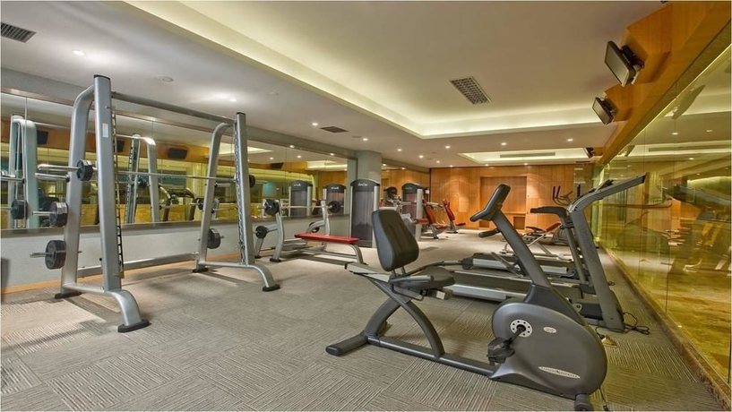 Imagen de los interiores del Hotel Chongquing Jinjiang Oriental. Foto 4