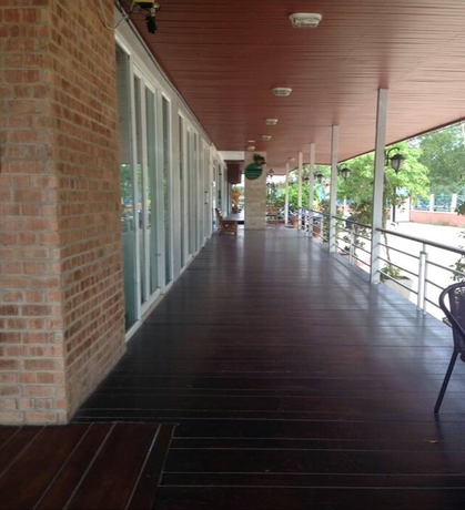 Imagen general del Hotel Chonlapruk Lakeside. Foto 13