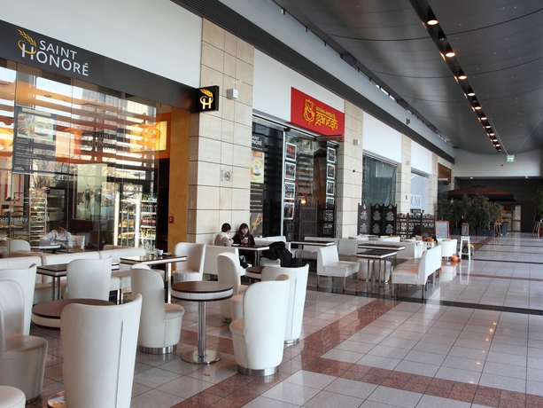 Imagen del bar/restaurante del Hotel Chopin Apartments Platinum Towers. Foto 2