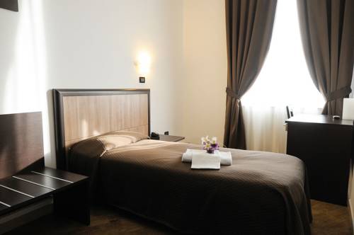 Imagen de la habitación del Hotel Chopin, G&eacute;nova. Foto 2
