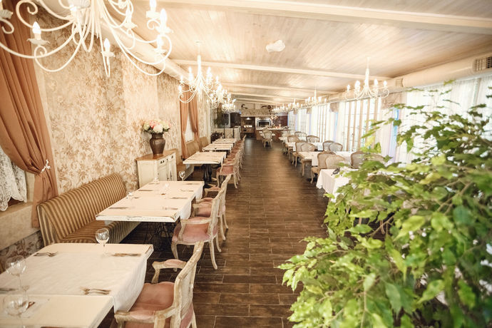 Imagen del bar/restaurante del Hotel Chopin, Lviv. Foto 7