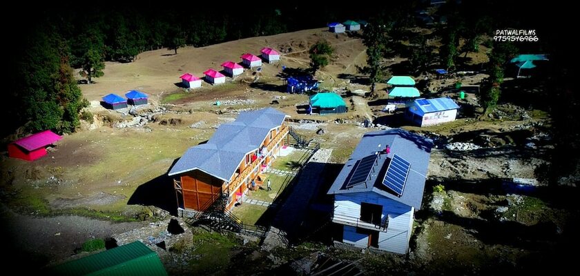 Imagen general del Hotel Chopta Resort. Foto 6