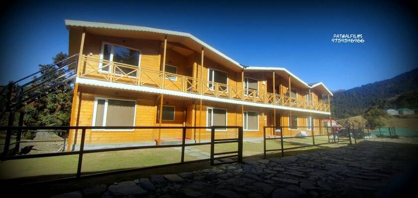 Imagen general del Hotel Chopta Resort. Foto 8