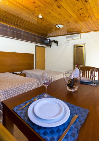 Imagen de la habitación del Hotel Choromar Apartments. Foto 8